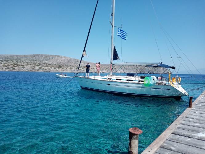 prinate sailing trip to dia island